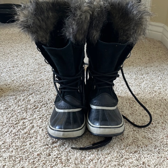 Brand new Sorel Fur Boots - Picture 1 of 1